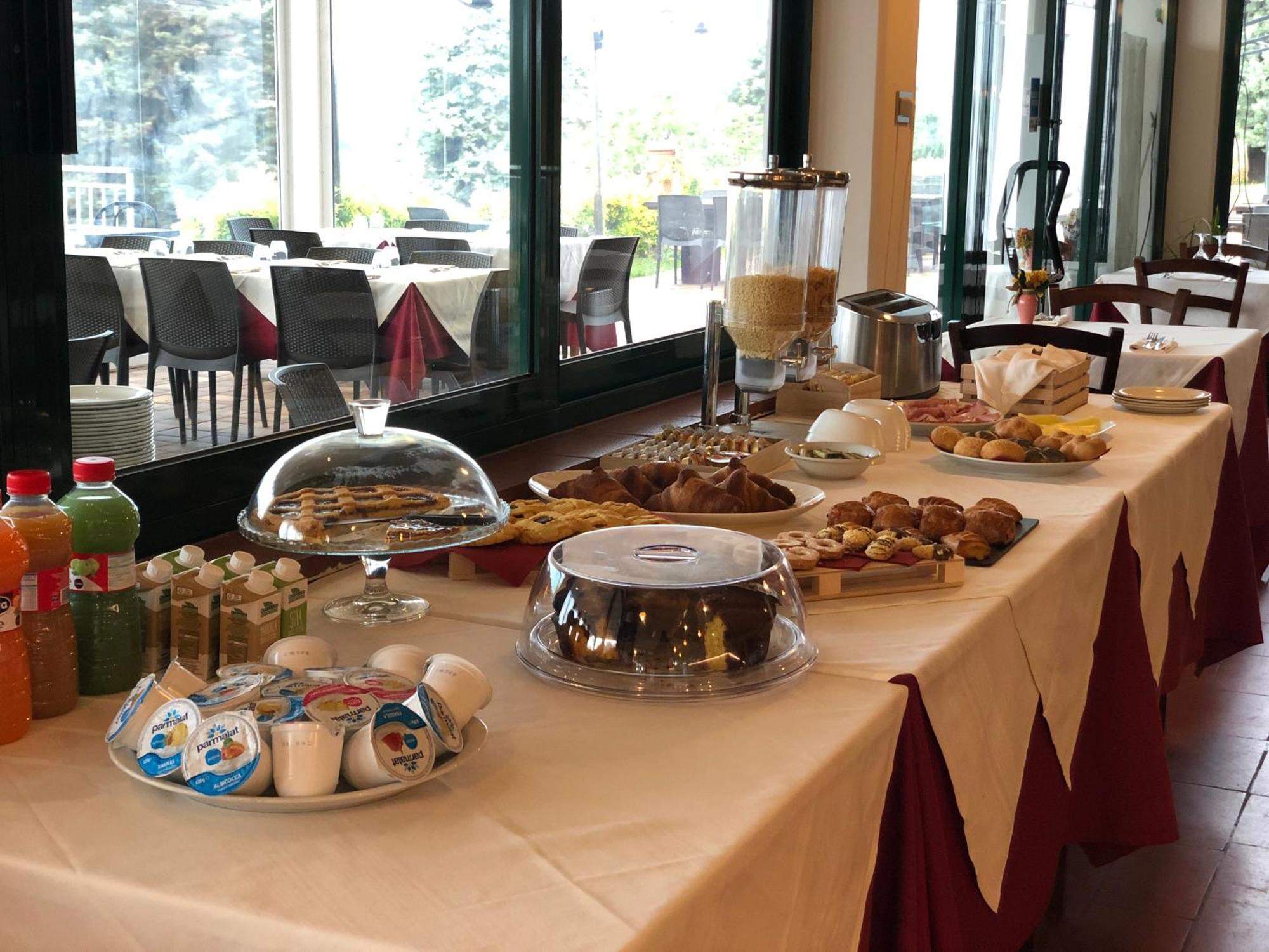 Casablanca Hotel Civitanova Marche Extérieur photo