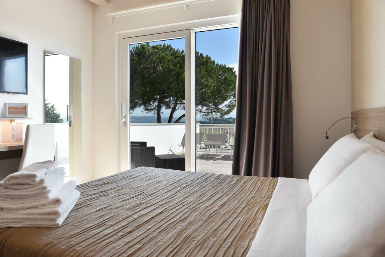 Casablanca Hotel Civitanova Marche Extérieur photo